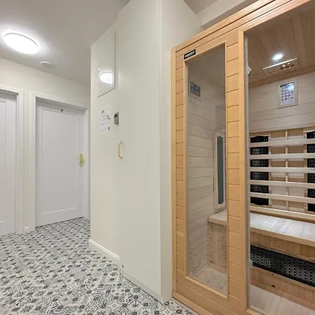 Apartament Seredino Blue Apartment- Modern Comfort In A Quiet Location, 5 Minutes To Old Town & Seaside Gdańsk