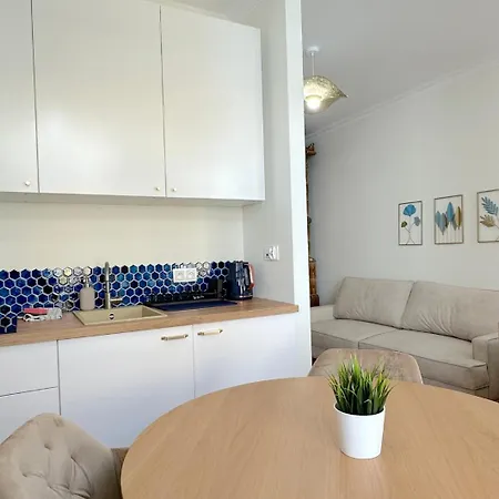 Apartment Seredino Blue Apartment- Modern Comfort In A Quiet Location, 5 Minutes To Old Town & Seaside *